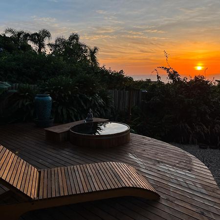 Fazenda Do Rosa Guest House Praia do Rosa Exterior photo